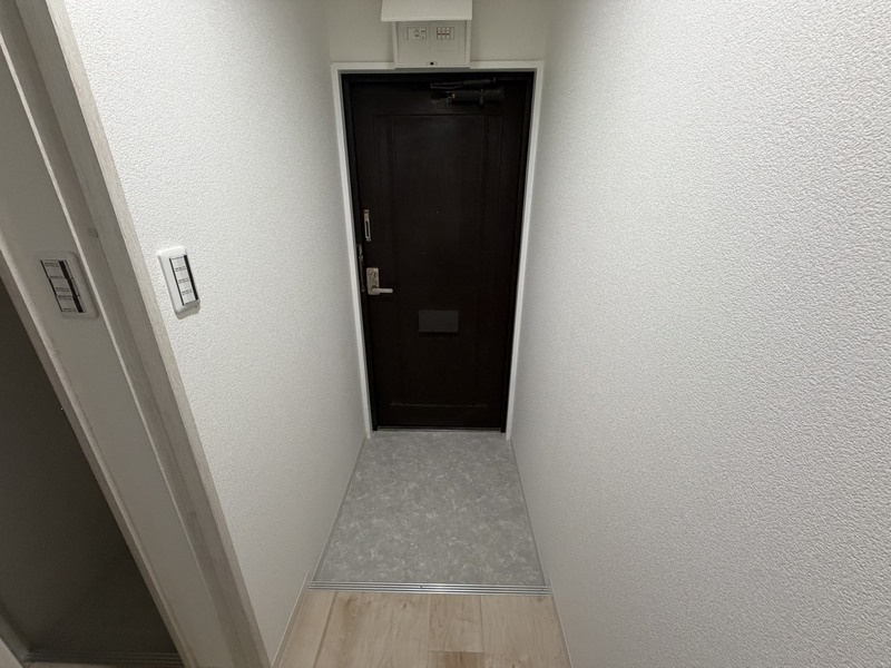 麻田レインボーハイツの玄関