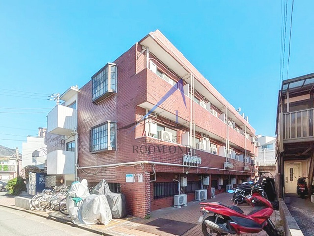 パステル小山