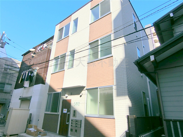 メゾン・グランエトワールの外観|外観　2023年2月築　鉄骨造地上3階建て総戸数6戸　東京都大田区大森西3丁目　京浜急行本線大森町駅近、平和島駅、梅屋敷駅も徒歩圏内　オートロック宅配BOXWi-Fiインターネット無料