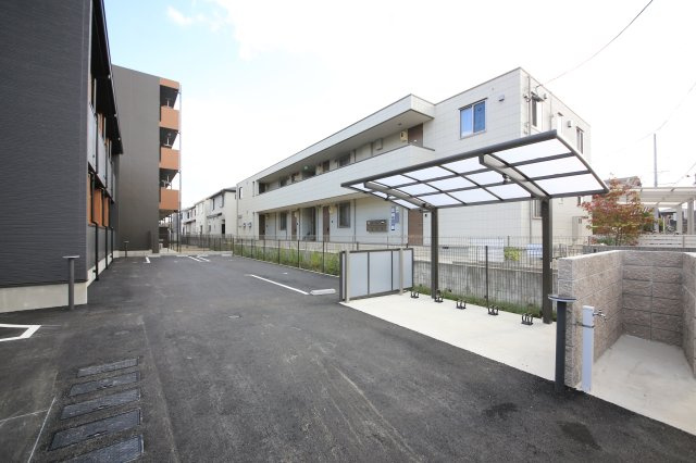 Porta　Fortunaの駐車場