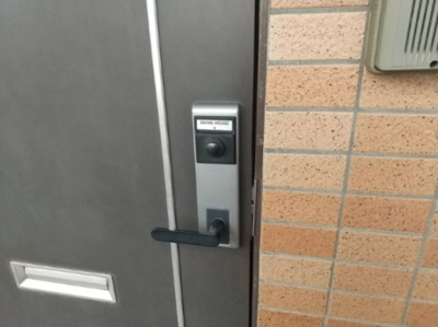 【玄関】 | 晃耀館 | 同間取り別部屋写真です。