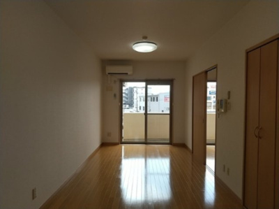 【居間・リビング】 | 晃耀館 | 同間取り別部屋写真です。