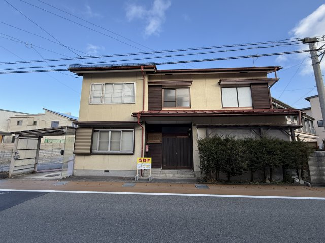 2026/2/28成約　戸建　高山市花里町　500万（2025/12/16新規）の外観