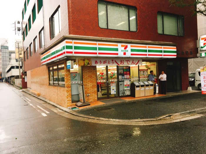 ウィスタリア レジデンス 博多|セブンイレブン福岡合同庁舎東店 14ｍ