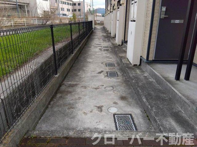 レオパレスソウミのエントランス