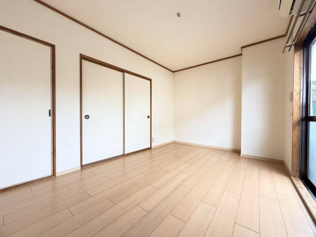 カサマローネの洋室
