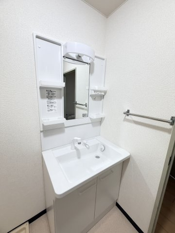 カサマローネの洗面所