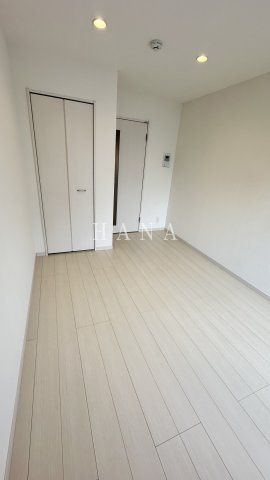 リブリ・学園東町 の寝室|反転タイプの別号室写真です