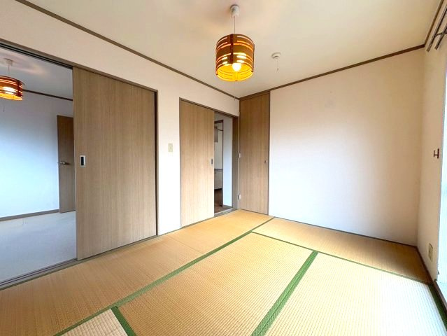 ヴィーブル七々色の和室