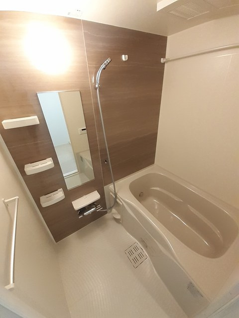 オルフェ門仲の浴室