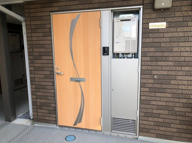クレイノル　ボヌール白岡の玄関