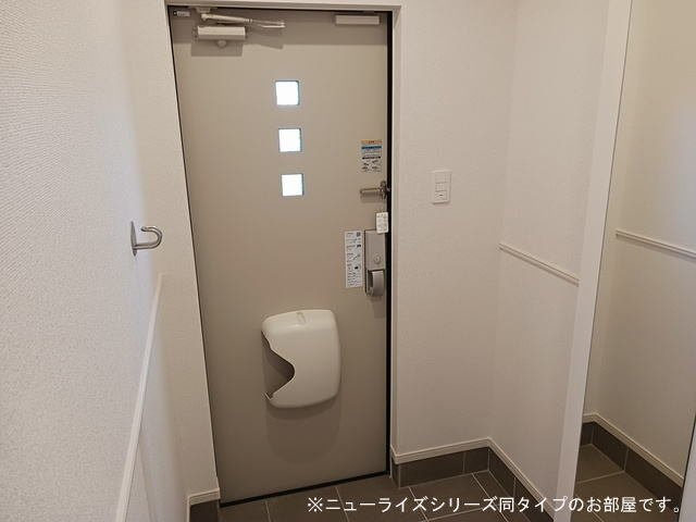 フェリチタカーサ　Ⅱの玄関