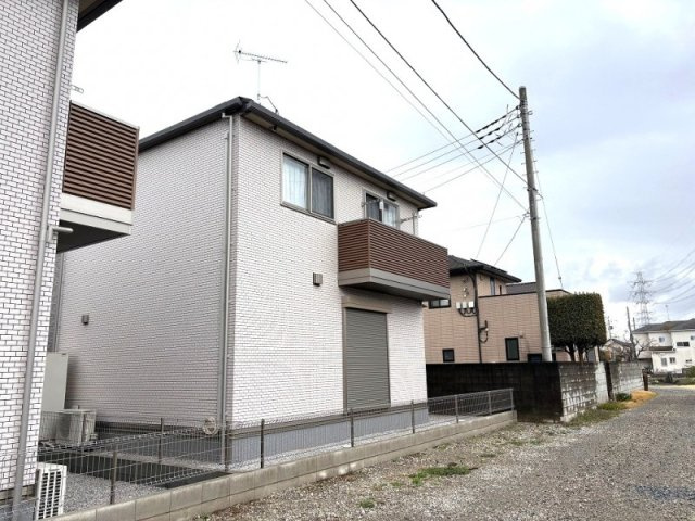 ライジングスクエア　Ｂ棟の外観