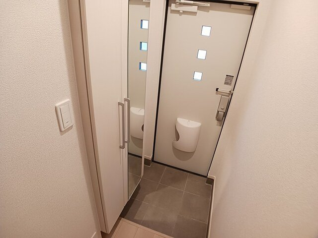 グリーン　フラット　Ｂの玄関