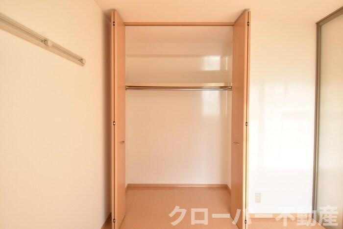 ＧＥＮＥＳＩＳの収納|クローゼット