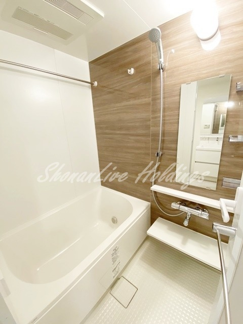 海老名市中央３丁目の賃貸マンションの浴室|浴室乾燥機付き♪