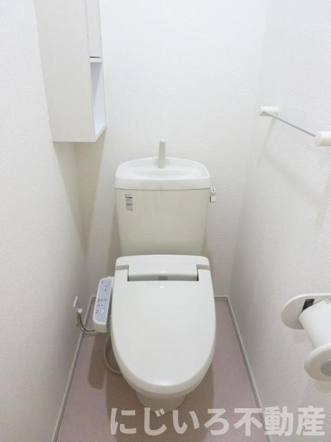 セレブリティDのトイレ