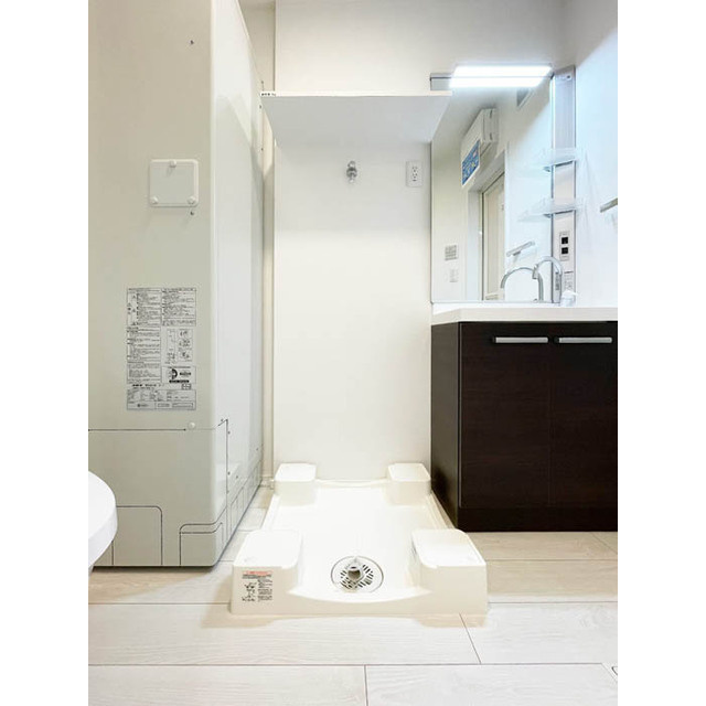 カーサグラッツェ西大島の洗面所