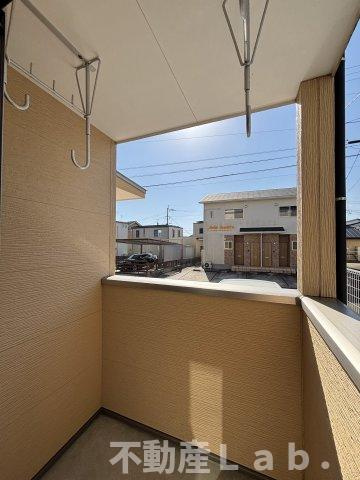 シャルールＢのバルコニー|※反転タイプのお写真です。