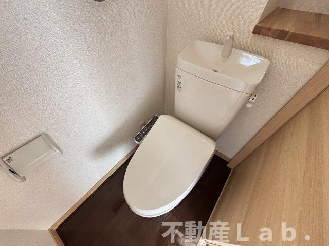 シャルールＢのトイレ|※反転タイプのお写真です。