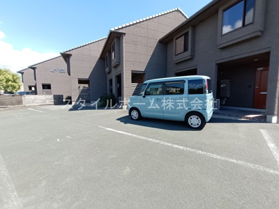 【駐車場】 | セザンヌ大久保