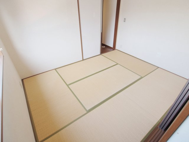 バリュージュの和室