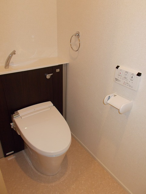 アルバ　セッテのトイレ|トイレです。