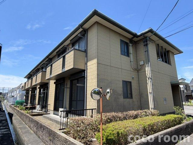 カーサレチェンテＢの外観