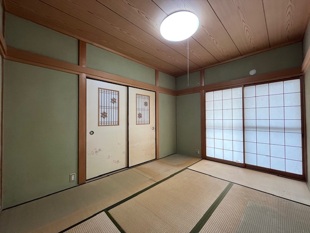富田林市喜志新家町一戸建の和室