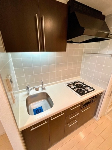 新品家具付きマンション岩本町1B(KaGood東京)のキッチン