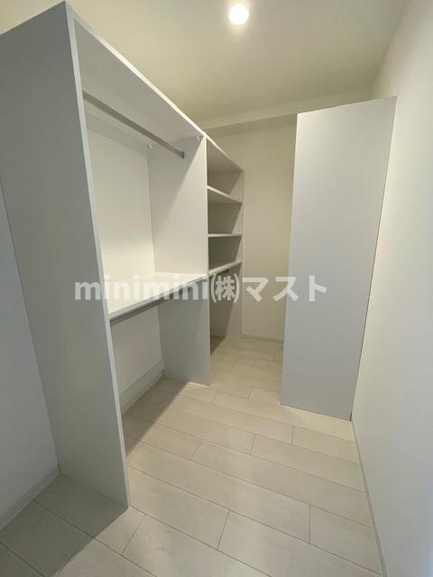 パークス堺筋本町の収納