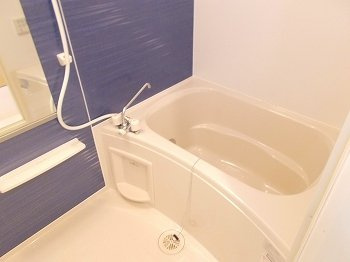【浴室】 | アバンツァート玉手Ⅱ | お風呂で日々の疲れを落としましょう