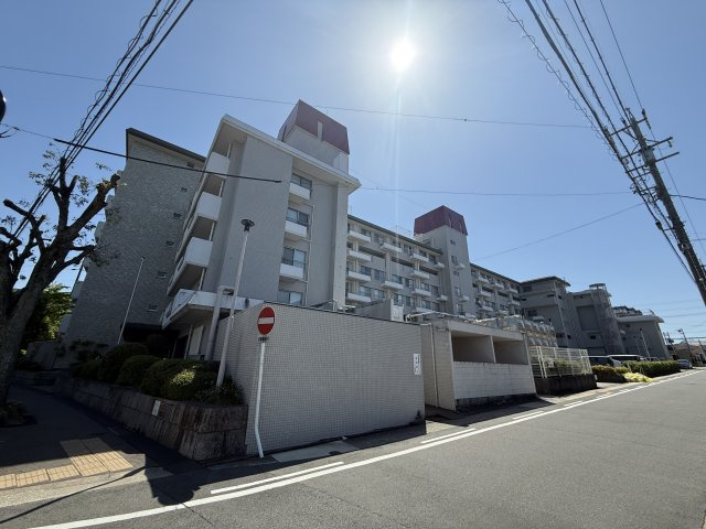シーアイマンション本郷の外観