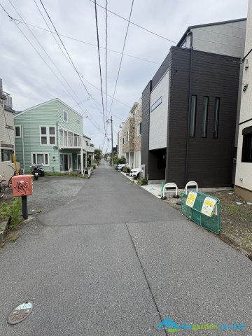 茅ヶ崎市中海岸　中古戸建の前面道路含む現地写真|前面道路含む現地写真です