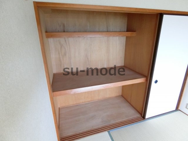 グレイセスあいの収納