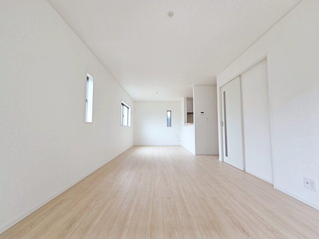 【居間・リビング】 | 東海市加木屋町第36の5号棟【仲介手数料0円】