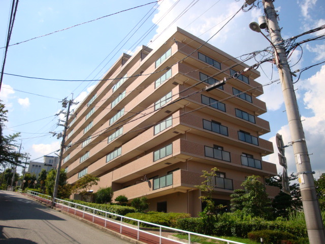 ヴィオレット宝塚の外観