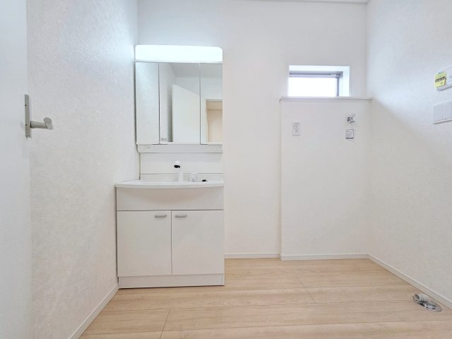 【洗面所】 | 東海市加木屋町第36の6号棟【仲介手数料0円】