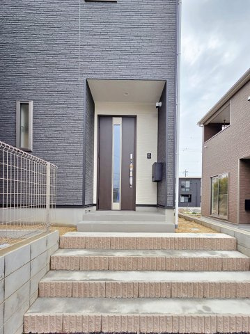 【玄関】 | 東海市加木屋町第36の6号棟【仲介手数料0円】