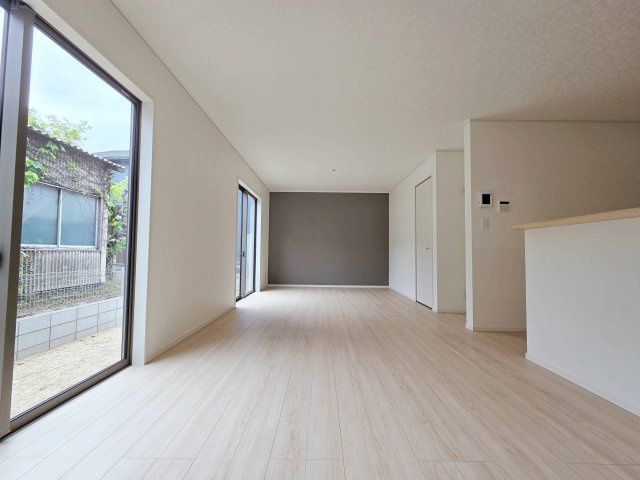 【居間・リビング】 | 東海市加木屋町第36の6号棟【仲介手数料0円】