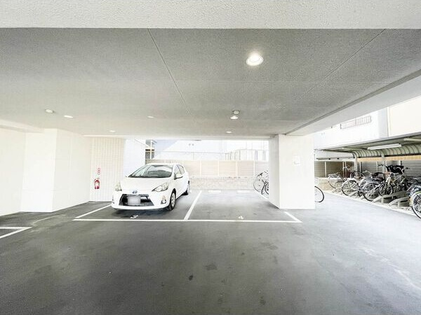 S-FORT熱田六番の駐車場|駐車場です