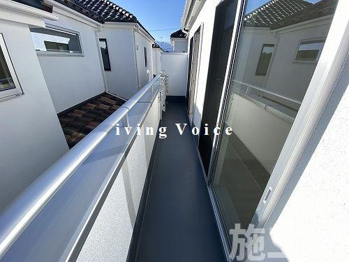【バルコニー】 | 【仲介手数料０円】相模原市南区大野台2丁目2期　新築一戸建て　全2棟 | 相模原市南区大野台2丁目2期　新築一戸建て　全2棟