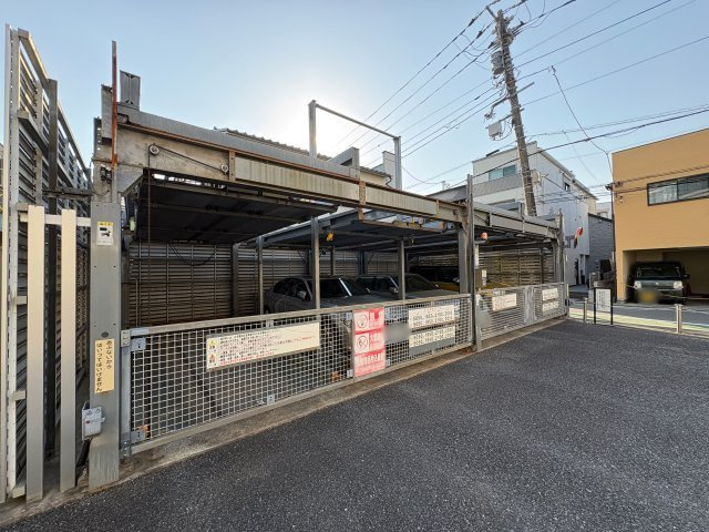 クレストフォルム中野弥生町の駐車場|クレストフォルム中野弥生町：敷地内に駐車場ございます！（空き要確認）
