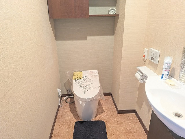 THE HOUSE 足立三丁目（A-4）のトイレ