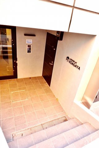 COCOFLAT 阿佐ヶ谷のエントランス