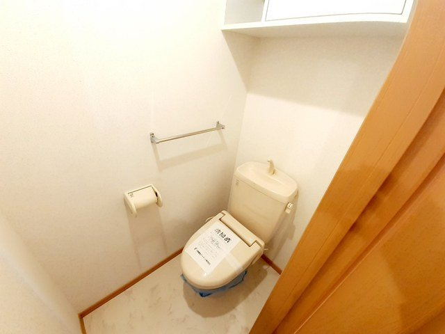 【トイレ】 | プリムローズ徳力新町Ａ | シンプルで使いやすいトイレです