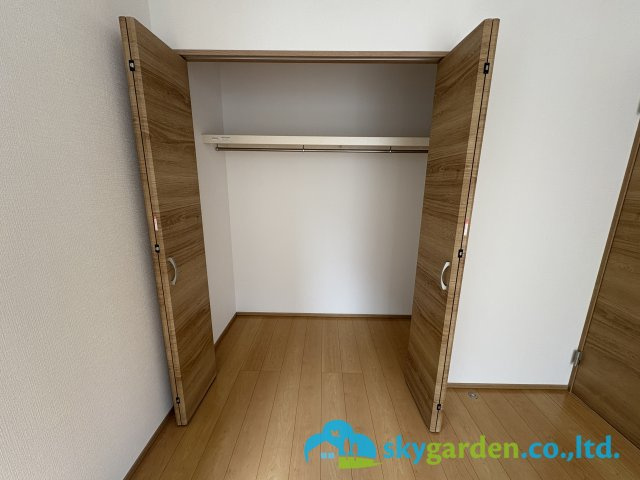 茅ヶ崎市菱沼２丁目　中古戸建　全１棟の収納|収納があります