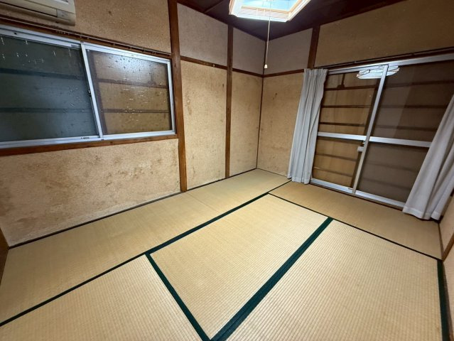 宮本短期の寝室