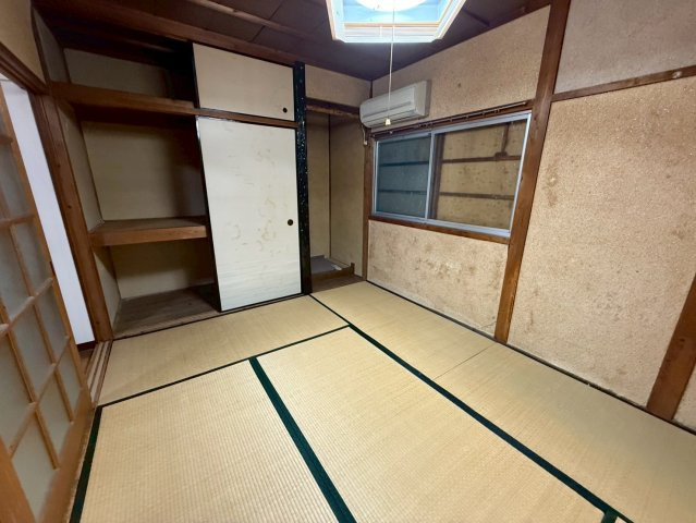 宮本短期の寝室