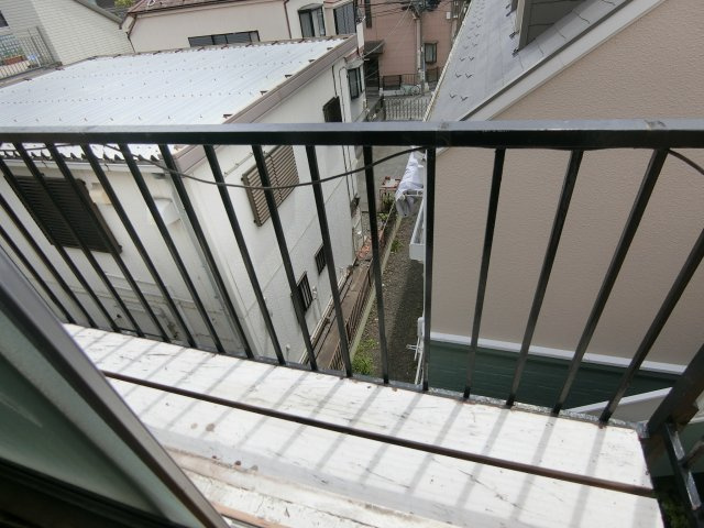 中原ハイツのバルコニー